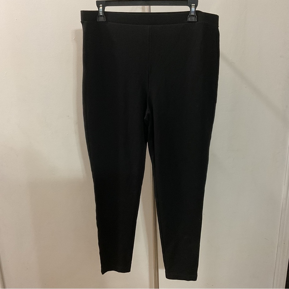 Chico’s Classic Black Leggings Size L